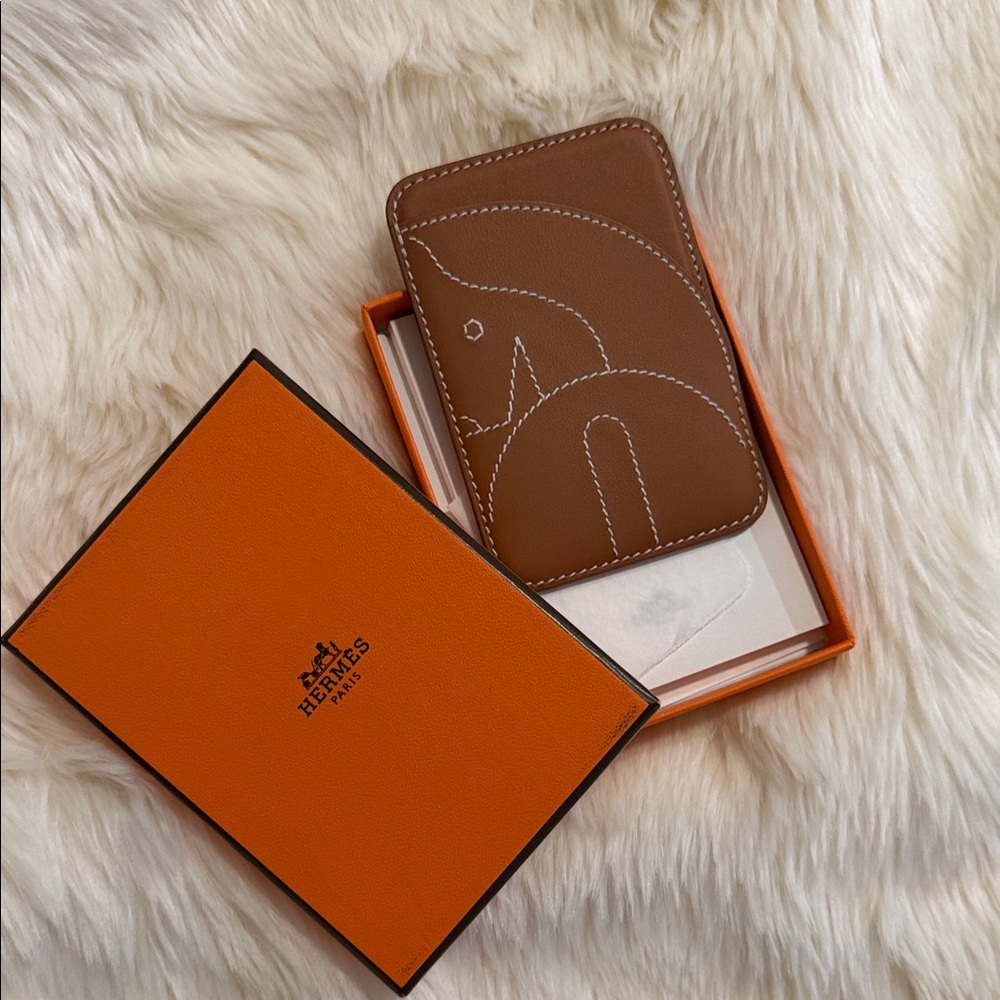Hermes Brown Leather MagSafe Card Holder